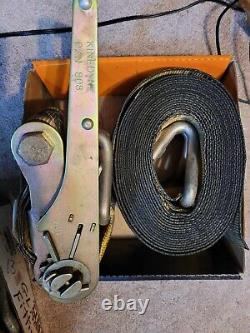 LOT OF 2 Kinedyne 4 x 27' Long Handle Ratchet Strap with Wire Hooks (6670 lb WLL)
